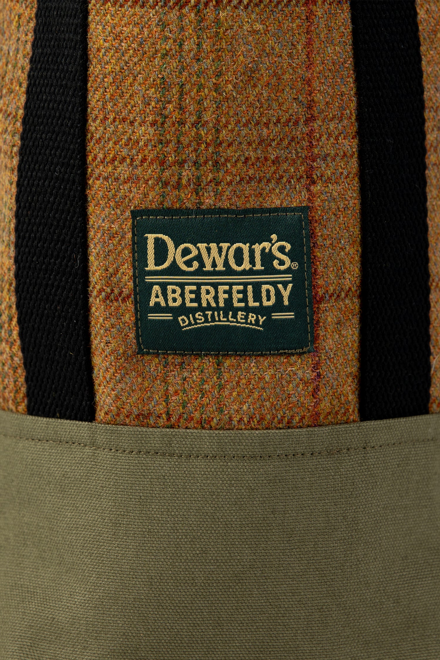 Dewar's Aberfeldy x Glen Lyon Tweed Bottle Bag