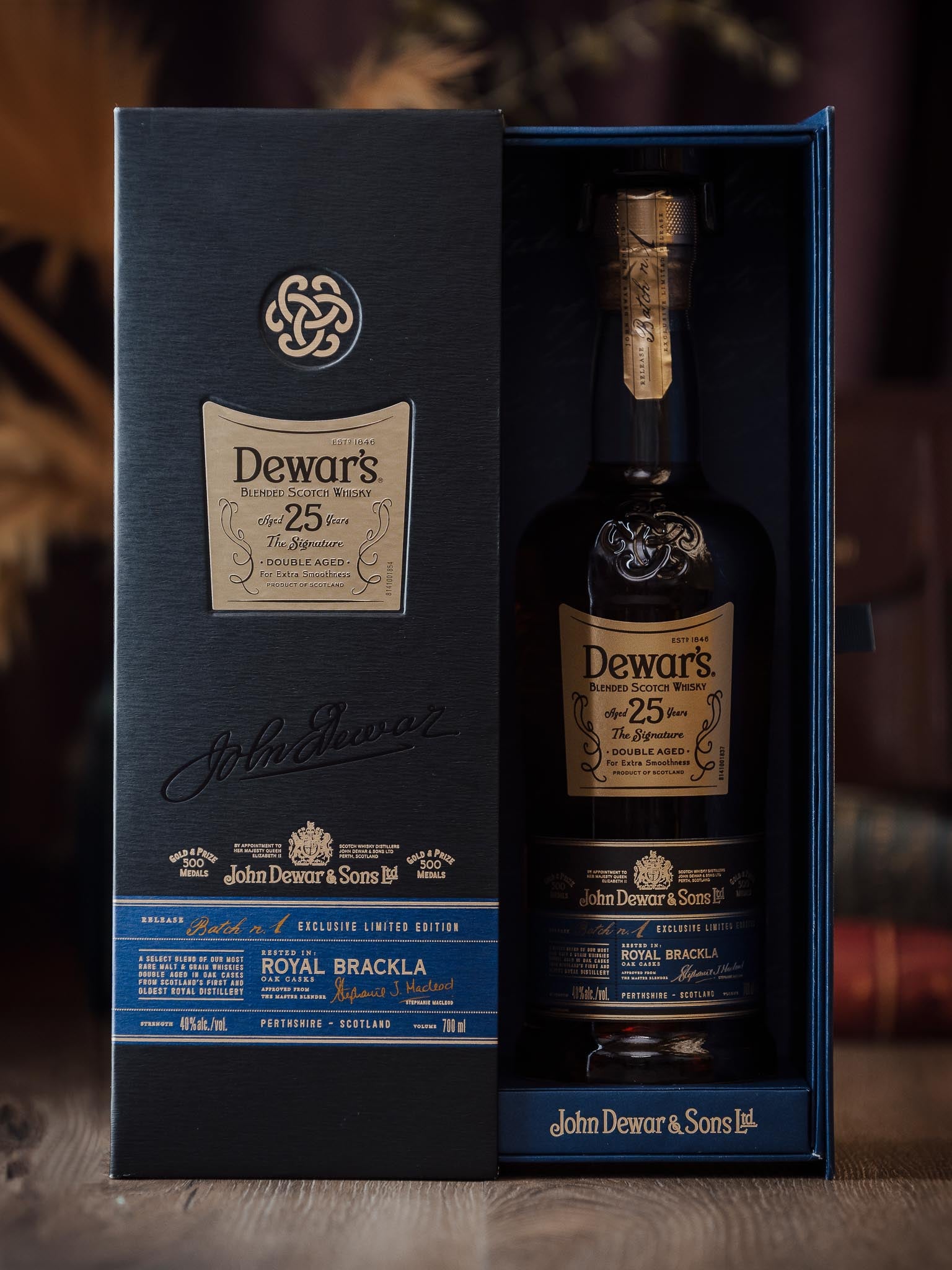 ウイスキー Dewar's 25 Years Old 700ml Shop Dewar's 25 YO Blended Scotch Whisky | Dewar's Aberfeldy